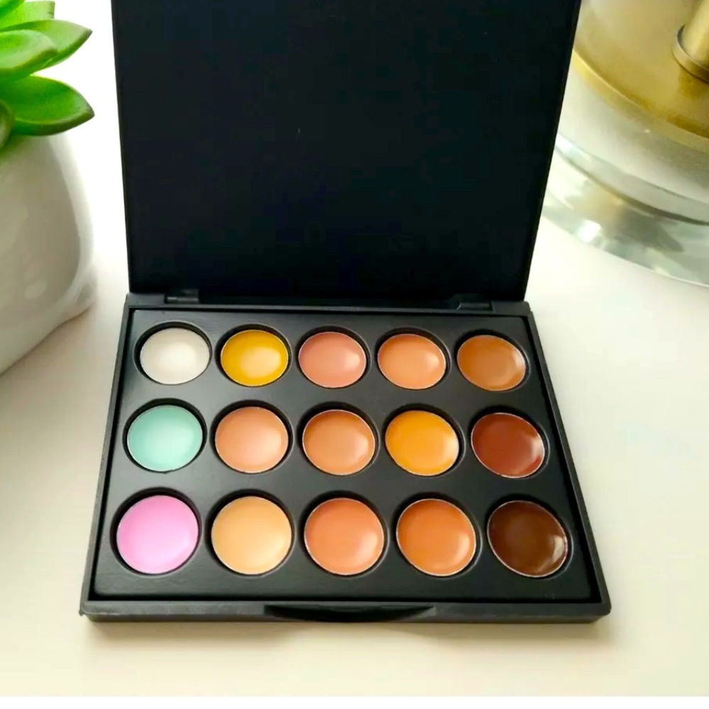 Mini Pocket Size Professional Makeup Contour Concealer Palette